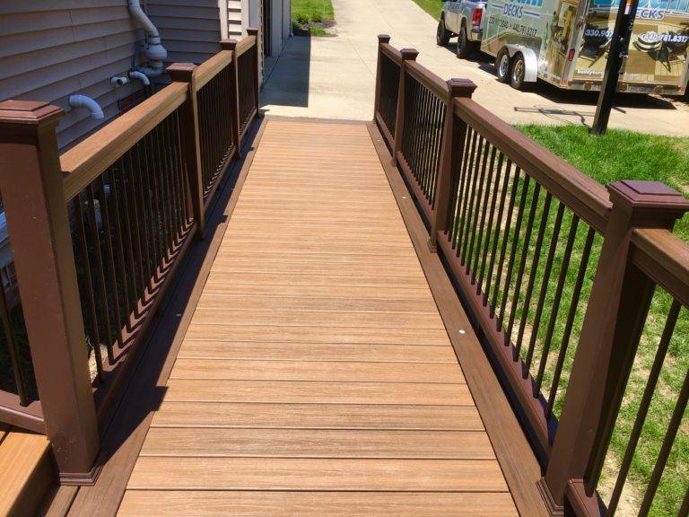 Custom deck built by DreamDecks in Northeast Ohio