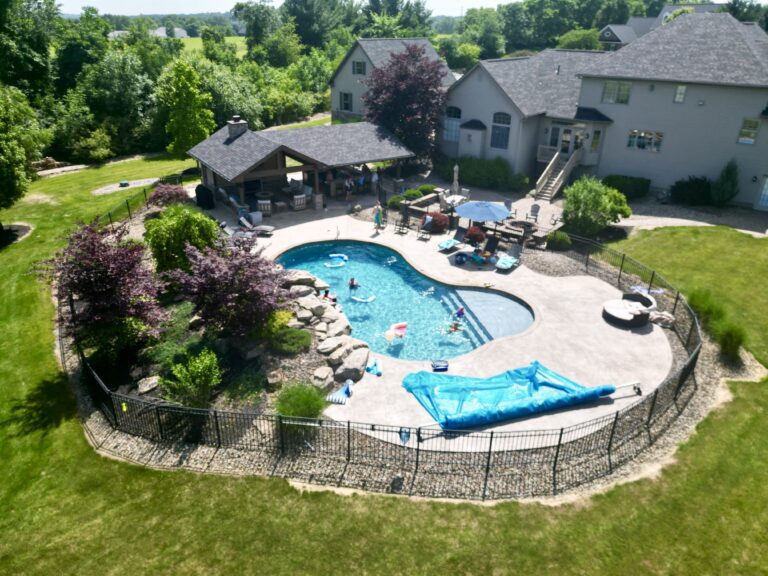 Pool deck and patio built by DreamDecks
