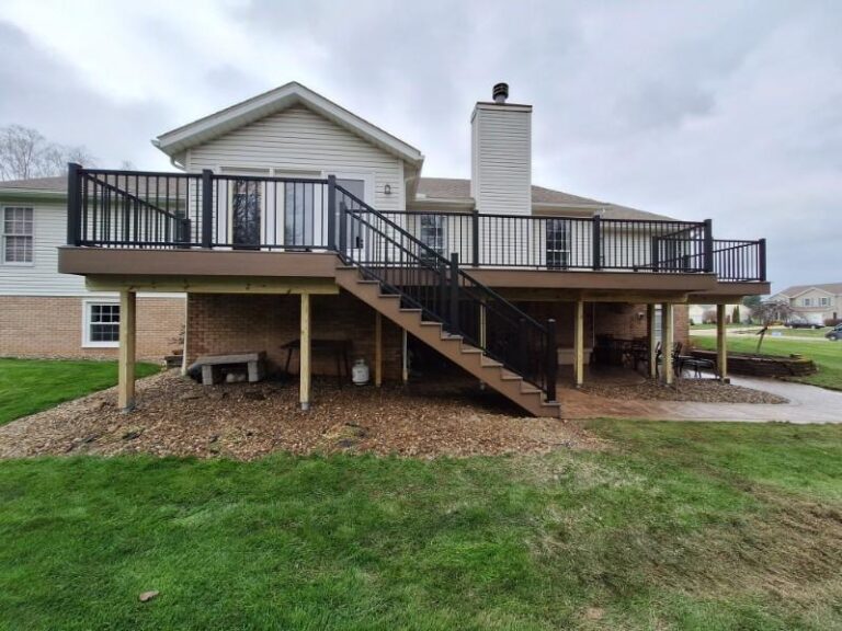Custom deck built by DreamDecks in Northeast Ohio
