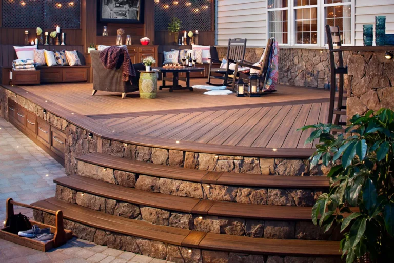 Trex Transcend Havana Gold deck with dining area
