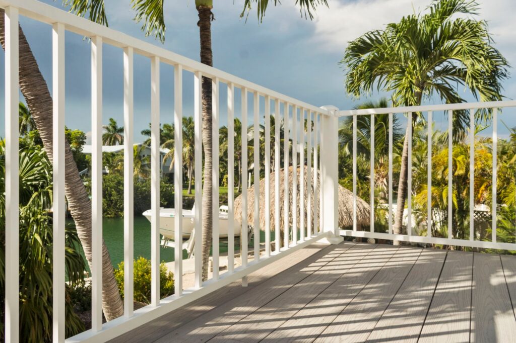 Westbury Tuscany aluminum railing
