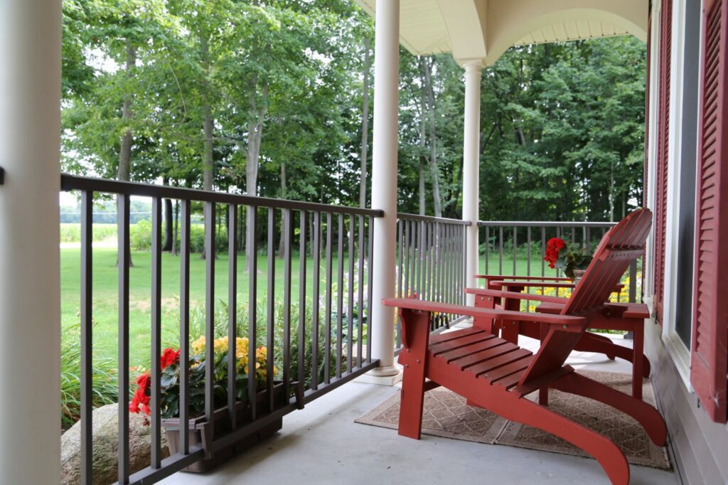 Westbury Tuscany aluminum railing