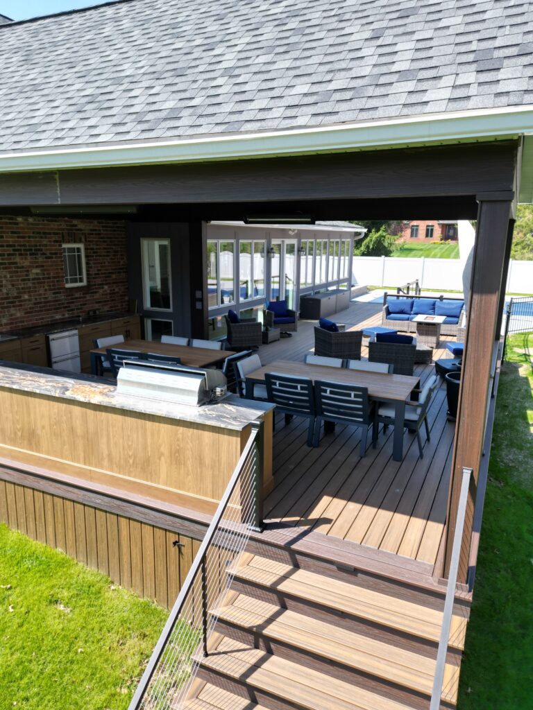 Outdoor Kitchen