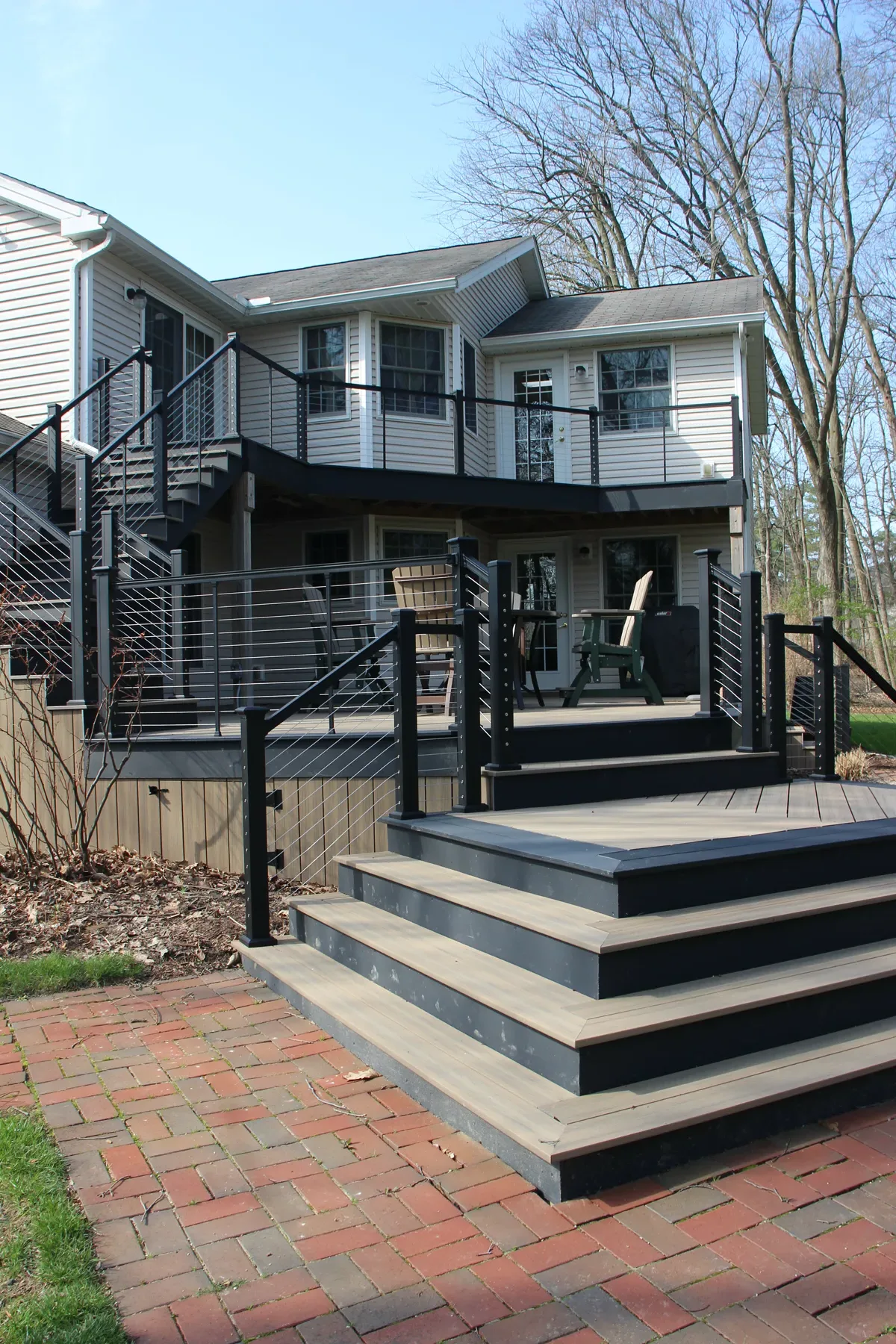 Cascading box steps in Deckorators Voyage with Dark Slate borders