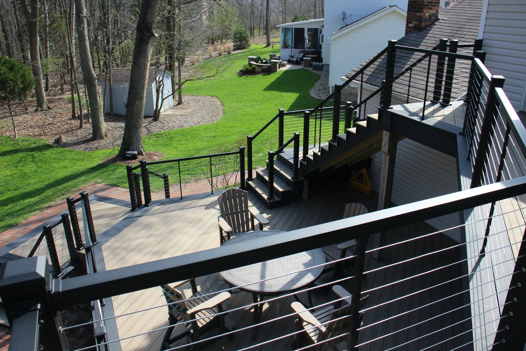 KeyLink post cap lights on the upper deck railing